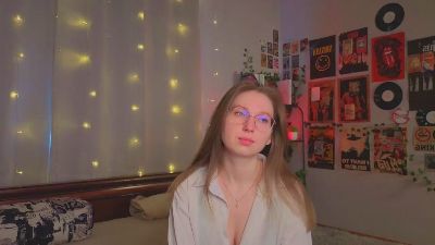 LeighannViereck webcam model stream image