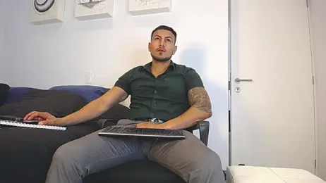 WillSandler webcam stripchat model stream image