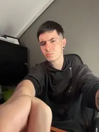 Maison_Laurent_x webcam stripchat model stream image