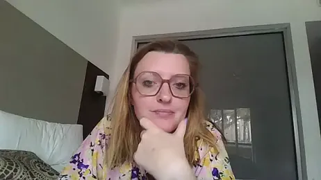 LiquidLeonie webcam model stream image