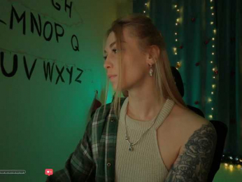 DigitalAlexa webcam model stream image