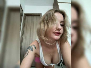 Annyyy webcam model stream image