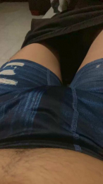 Azogud webcam model stream image