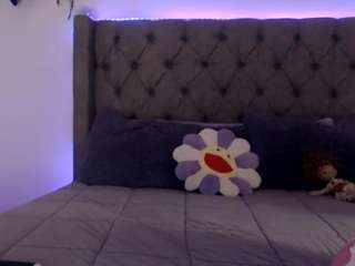 karina-cum-goddess webcam model stream image