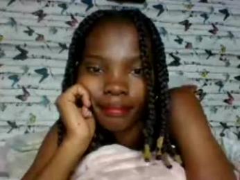 aadienne webcam model stream image