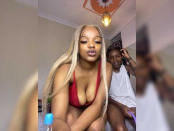 Yourdolls webcam model stream image