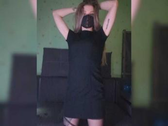 LunaNylon webcam model stream image