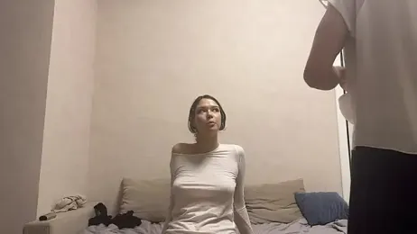 DuoSilk webcam model stream image