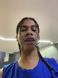 Maxim-Walker webcam model stream image