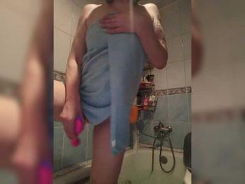 SeXy-MiLF-Xo4y webcam model stream image