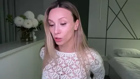 Alice_Wonders webcam model stream image