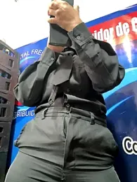 Alysson-- webcam model stream image