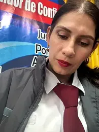 Alysson-- webcam model stream image