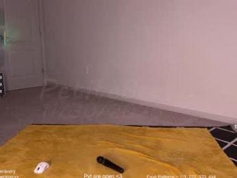 petitebrat webcam model stream image