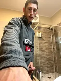 Gionnytav webcam model stream image