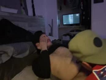 papitochulito_ webcam model stream image