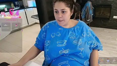 Layla- webcam model stream image