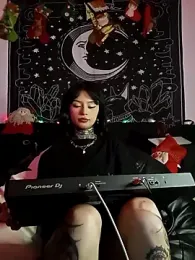 Isabella__dark webcam model stream image