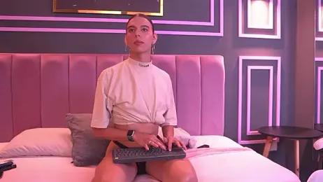 Luxa_Velvet webcam model stream image