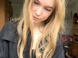 brittaniestromberg webcam model stream image
