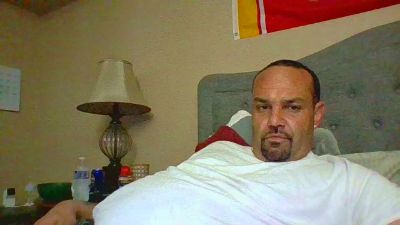 Captainstabbin webcam model stream image