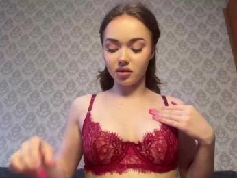 EloiseAllford webcam model stream image