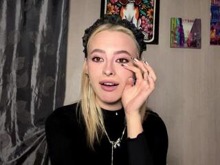Krystle Sorokata webcam model stream image