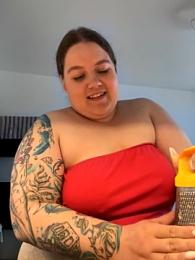 SummerTina webcam model stream image