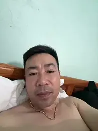 quachnhu1984 webcam stripchat model stream image