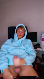 TimNextDoor webcam model stream image