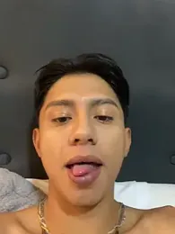 BossSamX webcam model stream image