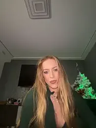 LunaAlya webcam stripchat model stream image