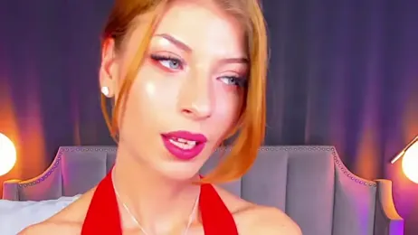 AdoraLynn webcam model stream image