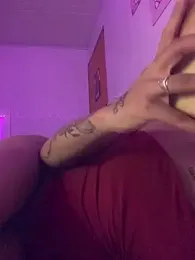 luludoll_ webcam model stream image