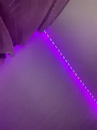 luludoll_ webcam model stream image