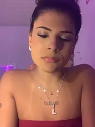 luludoll_ webcam model stream image