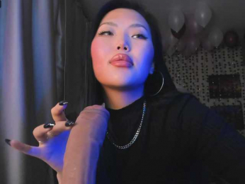 yvetteop webcam model stream image