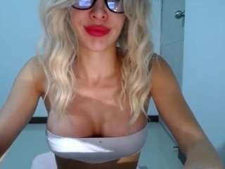 kiaradivina webcam model stream image