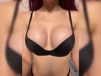 Bigtitevna webcam model stream image