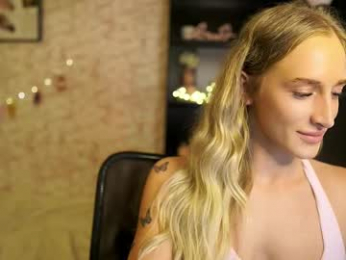 nicolette__shea_ webcam chaturbate model stream image