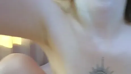 Your_Auggie webcam model stream image