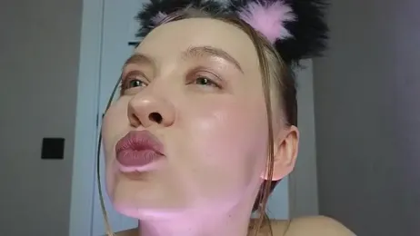 Your_Auggie webcam model stream image