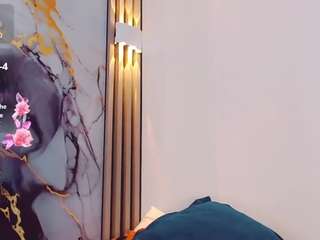 khiara-moretti webcam model stream image