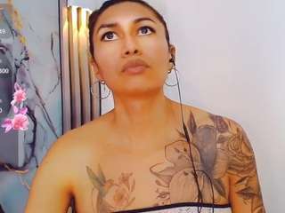 khiara-moretti webcam model stream image