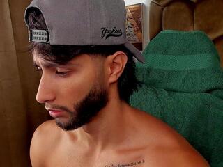 Emmet Collins webcam flirt4free model stream image