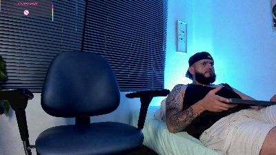 Bigsmale webcam model stream image