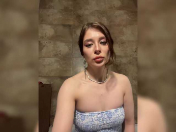 Azilanomi webcam bongacams model stream image