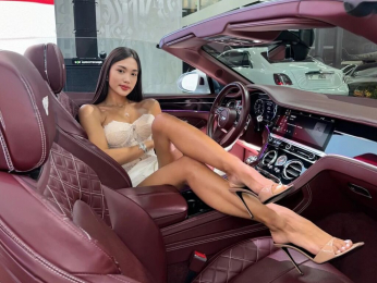 NaomiHeart webcam model stream image