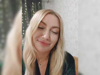 AlenaFeya webcam model stream image