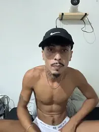 Magriim027 webcam model stream image